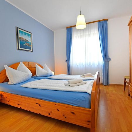 Apartments Jasmina โปเรช ภายนอก รูปภาพ