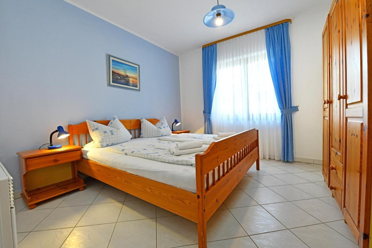 Apartments Jasmina โปเรช ภายนอก รูปภาพ