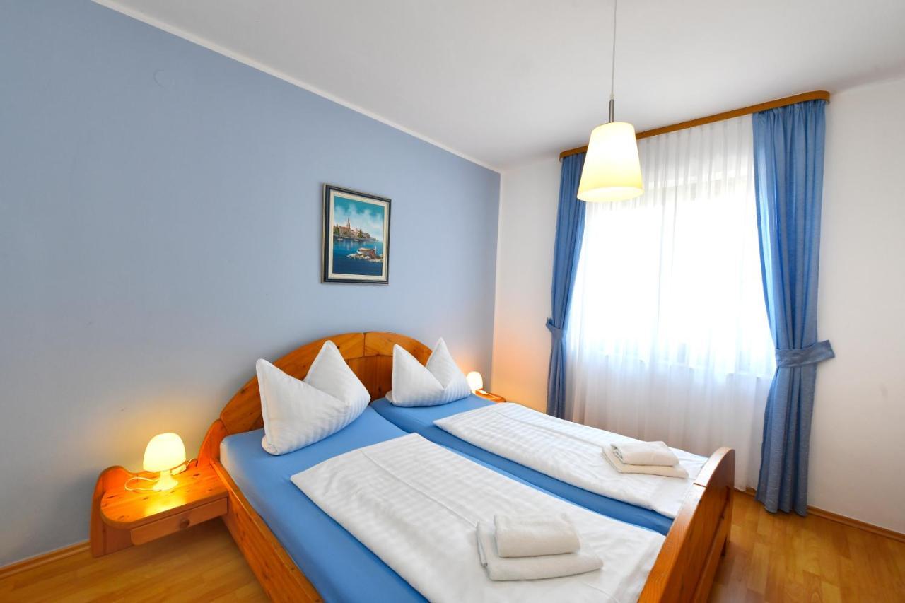 Apartments Jasmina โปเรช ภายนอก รูปภาพ