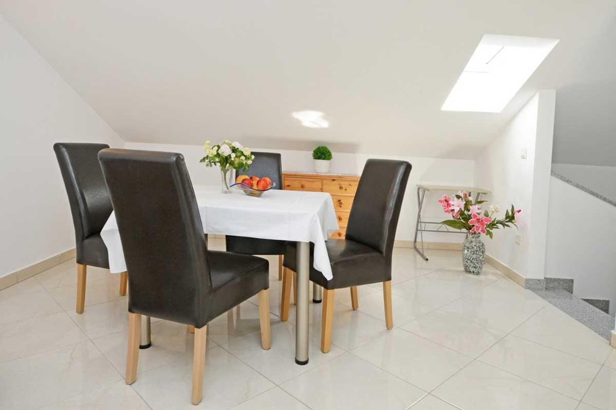 Apartments Jasmina โปเรช ห้อง รูปภาพ